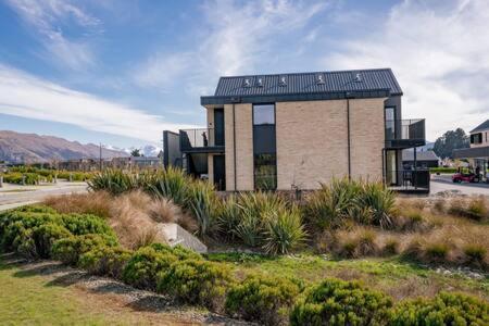 Alps Serenity Retreat - Wanaka Exterior foto